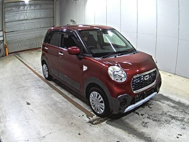 DAIHATSU CAST — фото
