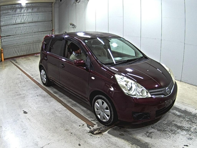NISSAN NOTE — фото