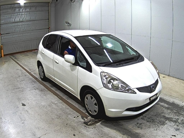 HONDA FIT — фото