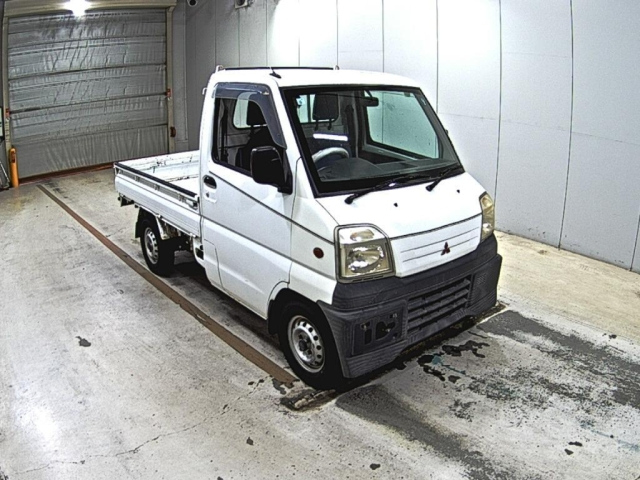 MITSUBISHI MINICAB — фото