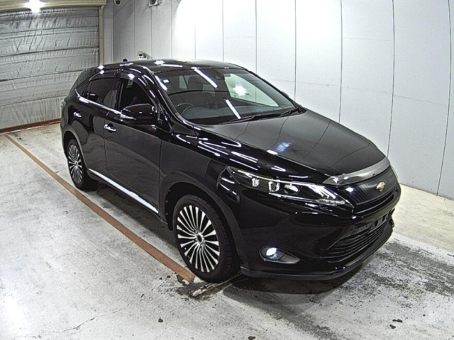 TOYOTA HARRIER — фото