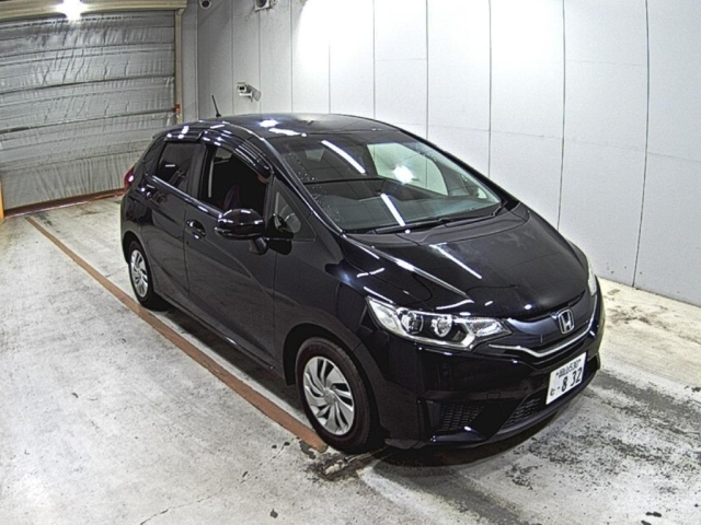 HONDA FIT — фото