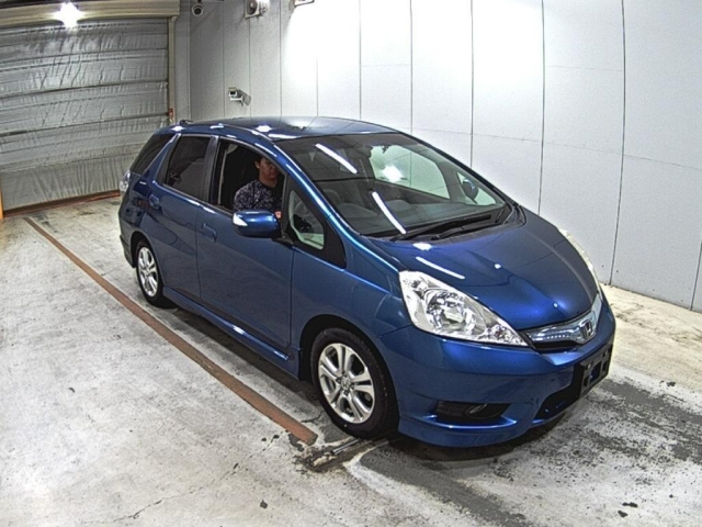 HONDA FIT — фото