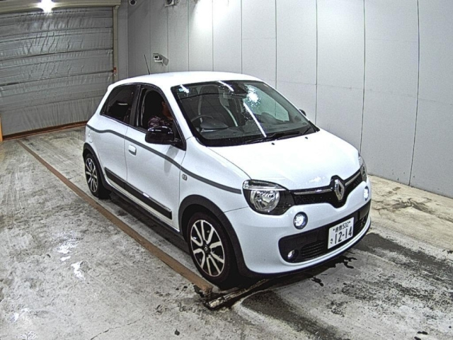 RENAULT TWINGO — фото
