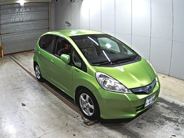 HONDA FIT — фото