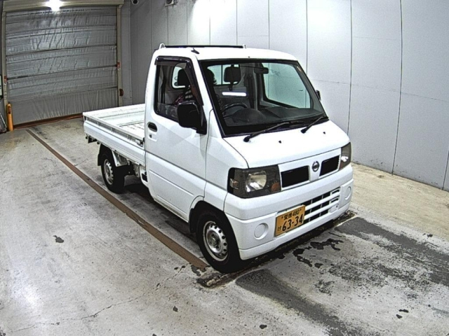 NISSAN CLIPPER — фото