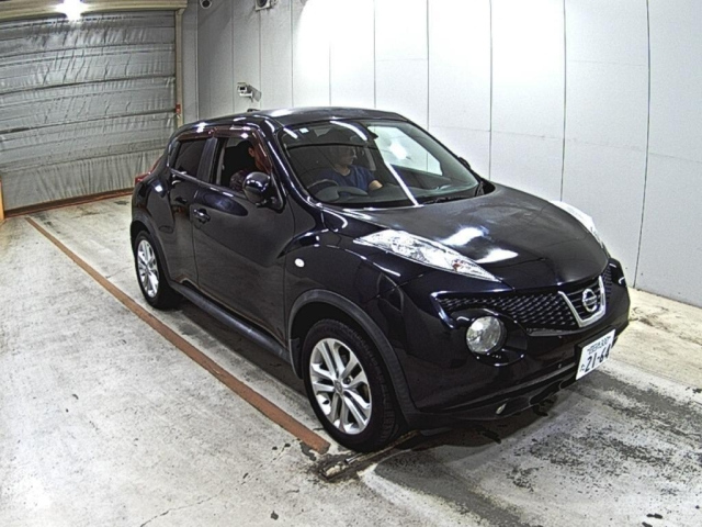 NISSAN JUKE — фото