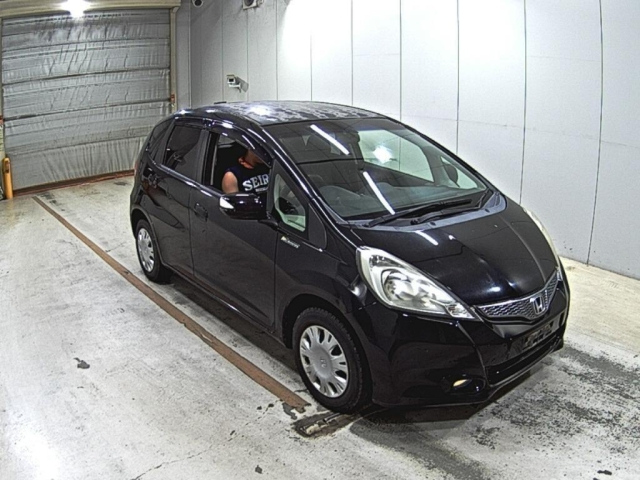HONDA FIT — фото