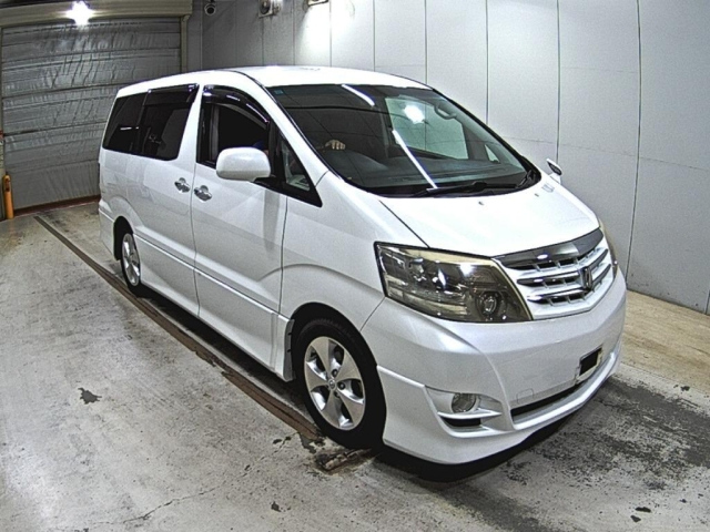 TOYOTA ALPHARD — фото