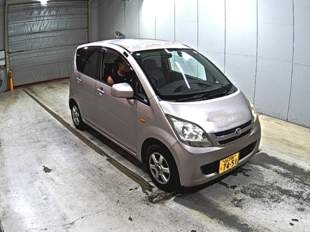 DAIHATSU MOVE — фото