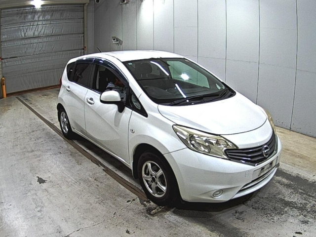 NISSAN NOTE — фото
