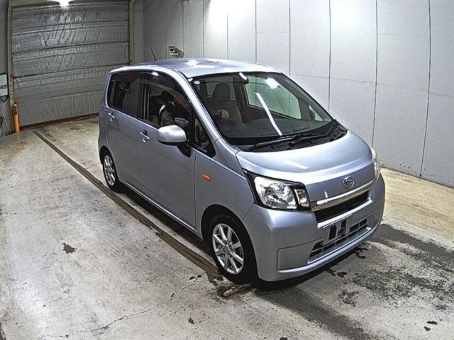 DAIHATSU MOVE — фото