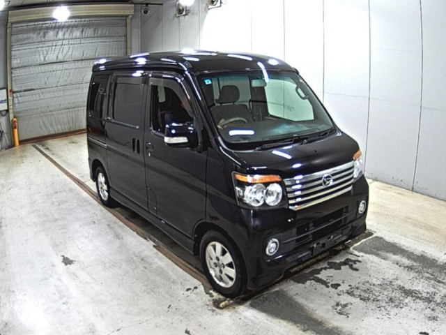 DAIHATSU ATRAI — фото