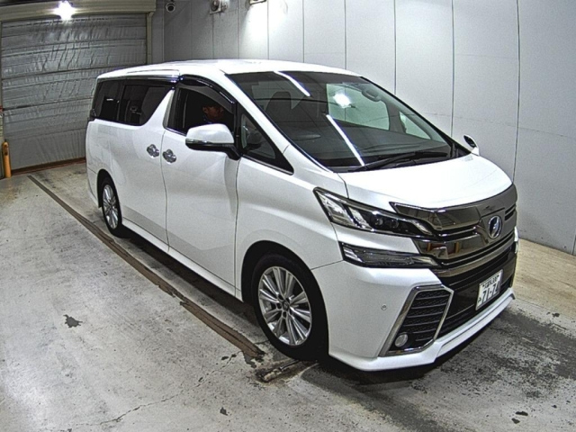 TOYOTA VELLFIRE — фото