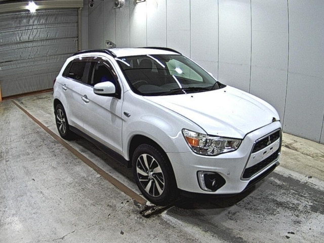 MITSUBISHI RVR — фото