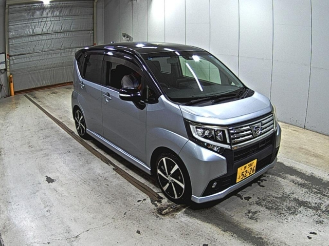 DAIHATSU MOVE — фото