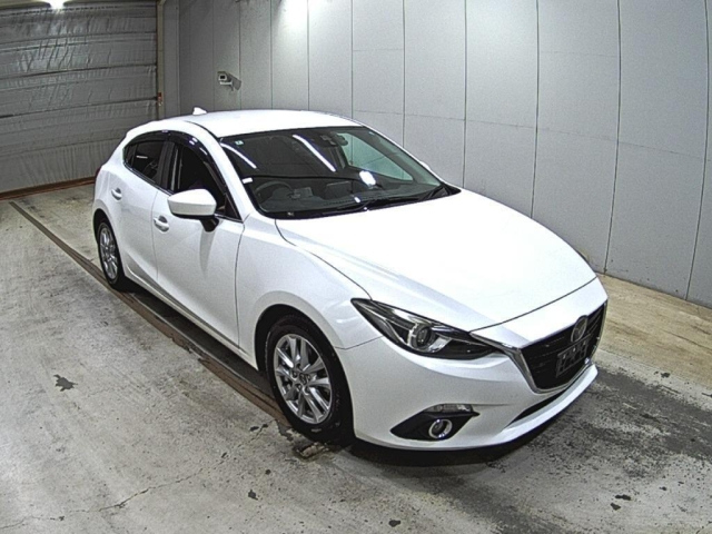 MAZDA AXELA — фото