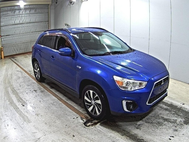 MITSUBISHI RVR — фото