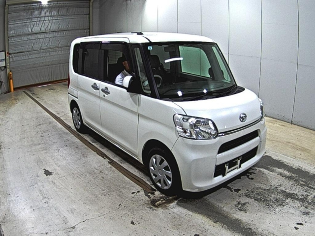 DAIHATSU TANTO — фото
