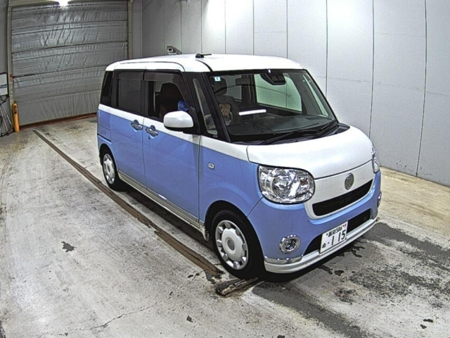 DAIHATSU MOVE — фото