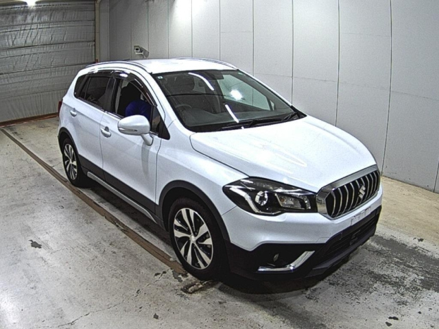 SUZUKI SX 4 — фото