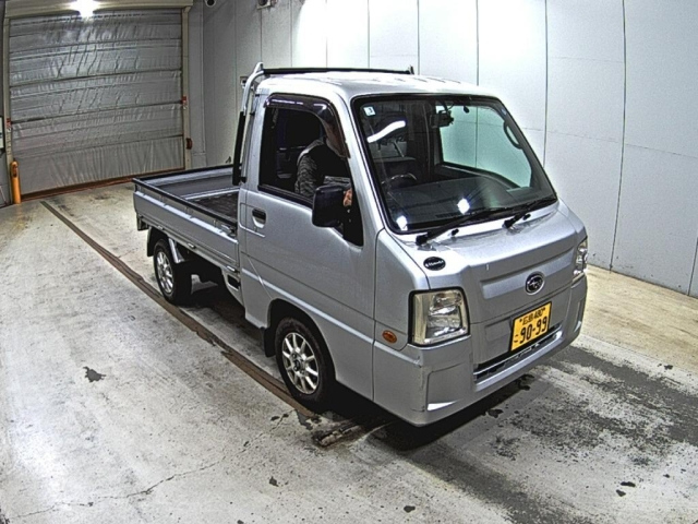 SUBARU SAMBAR — фото