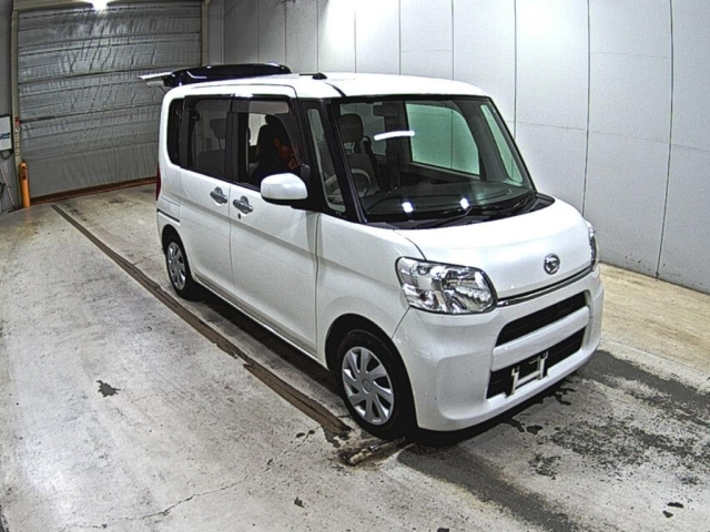 DAIHATSU TANTO — фото