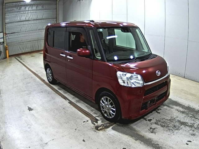 DAIHATSU TANTO — фото