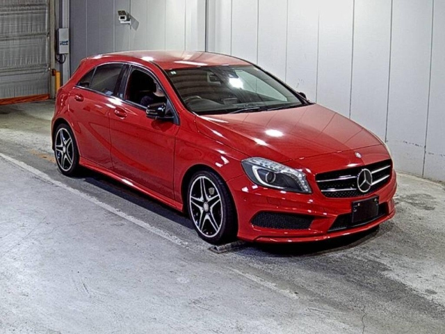MERCEDES-BENZ A — фото