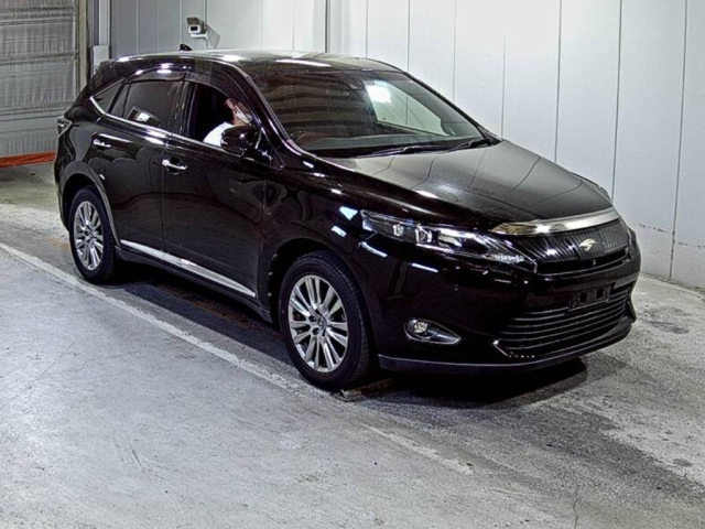 TOYOTA HARRIER — фото