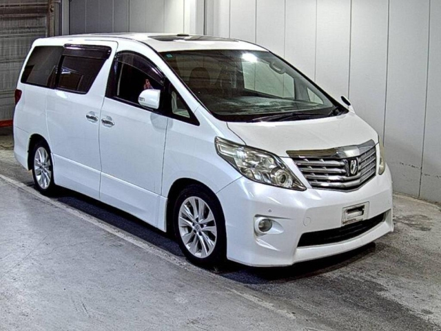 TOYOTA ALPHARD — фото