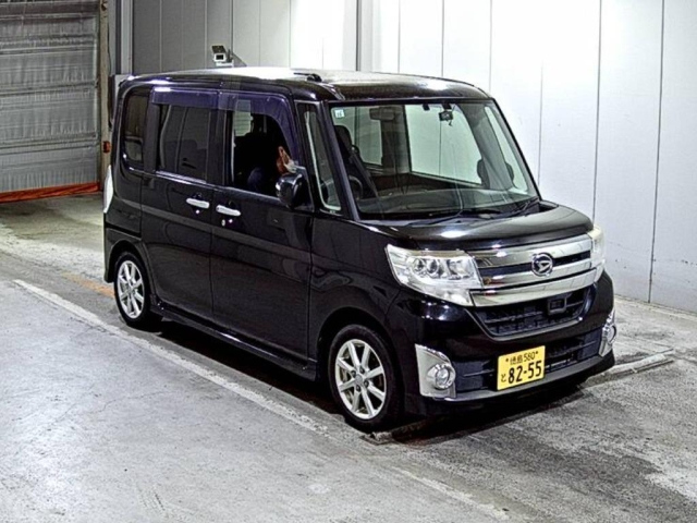 DAIHATSU TANTO — фото
