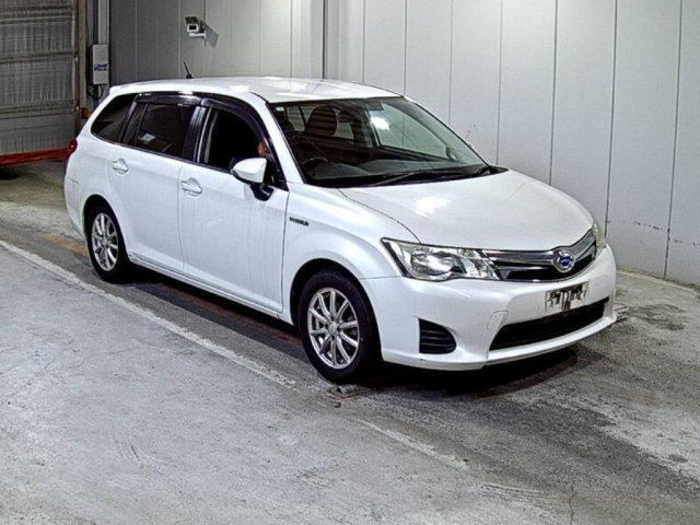 TOYOTA COROLLA — фото