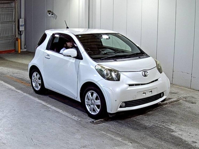 TOYOTA IQ — фото