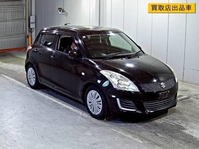 SUZUKI SWIFT — фото