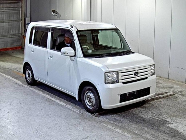 DAIHATSU MOVE — фото