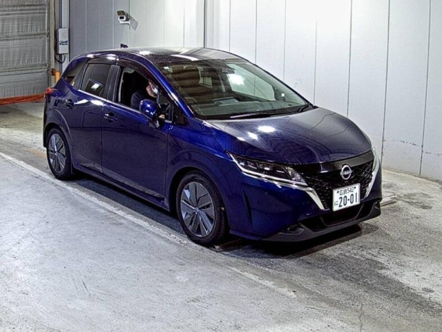 NISSAN NOTE — фото