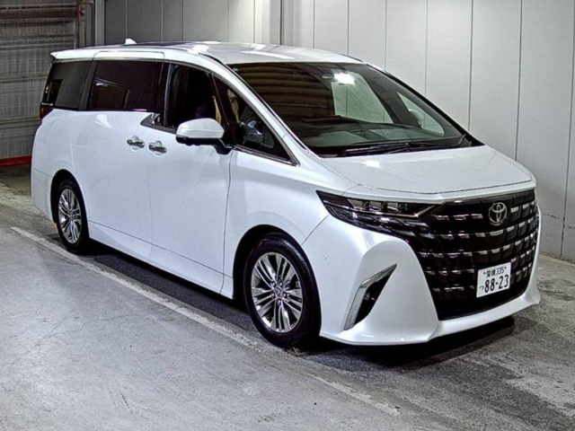 TOYOTA ALPHARD — фото