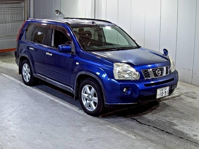 NISSAN X TRAIL — фото