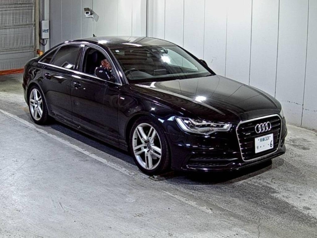 AUDI A6 — фото
