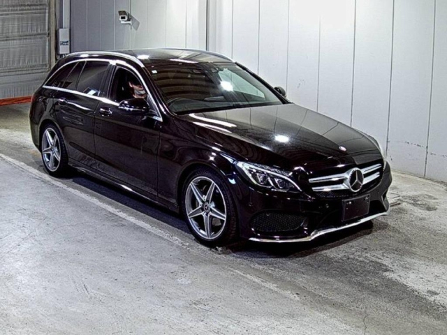 MERCEDES-BENZ C — фото