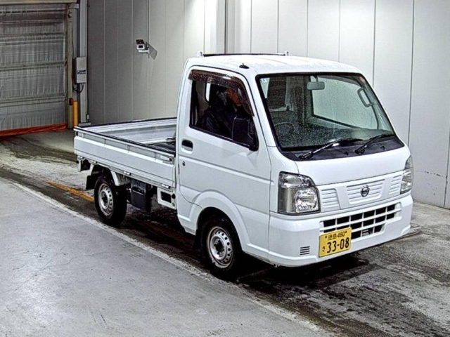 NISSAN CLIPPER — фото