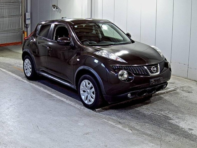 NISSAN JUKE — фото