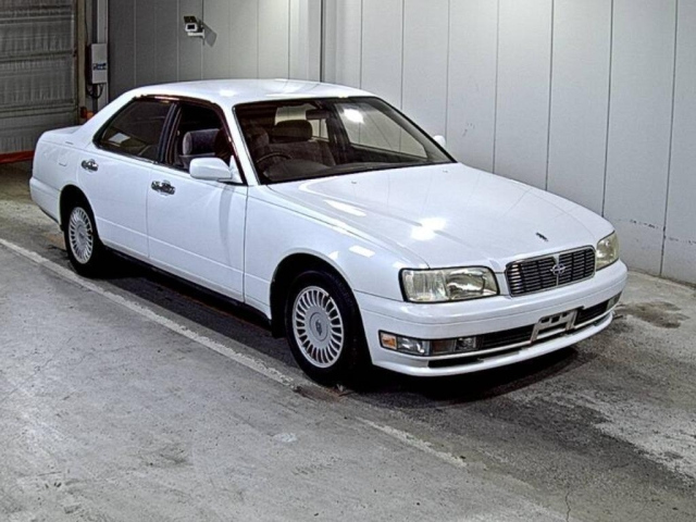 NISSAN GLORIA — фото