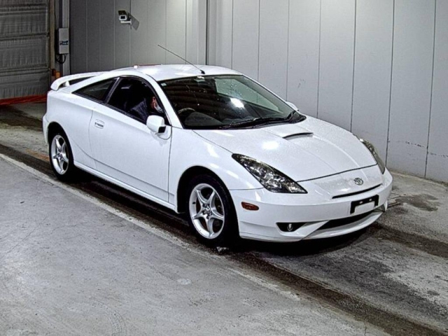 TOYOTA CELICA — фото