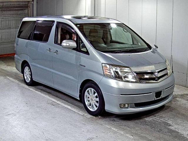 TOYOTA ALPHARD — фото