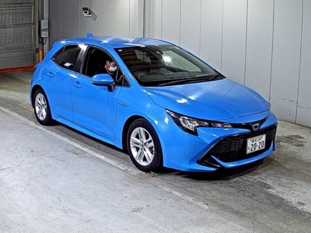 TOYOTA COROLLA — фото