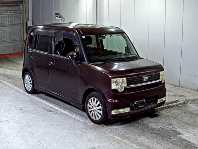 DAIHATSU MOVE — фото