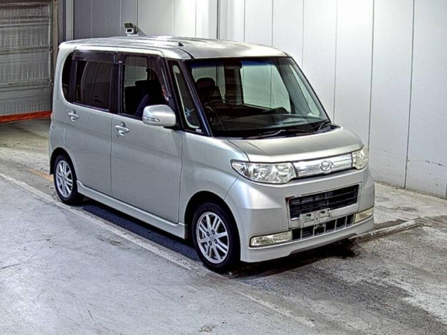 DAIHATSU TANTO — фото