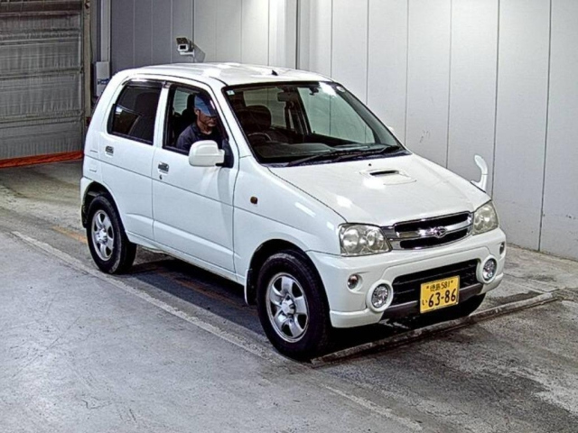 DAIHATSU TERIOS — фото